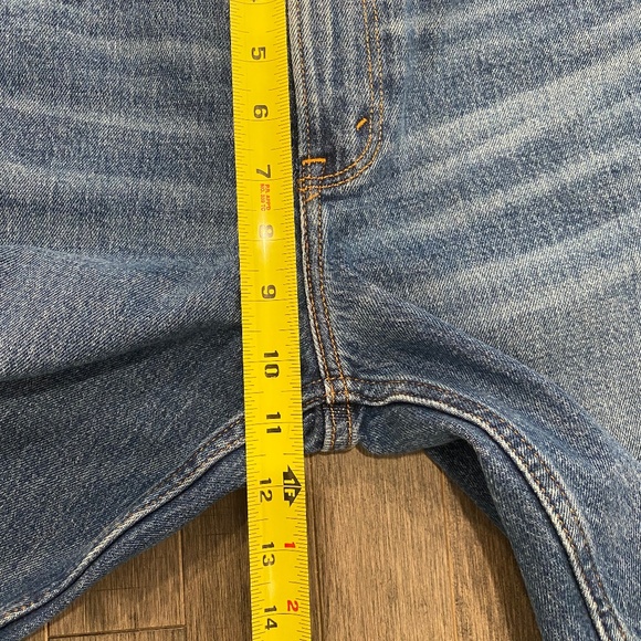 NWT Abercrombie Curve Love Mid Rise 90s Straight Denim Jeans - Picture 7 of 9